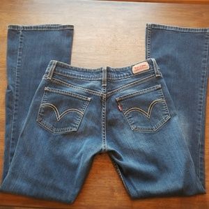 Women's Levi's Jeans